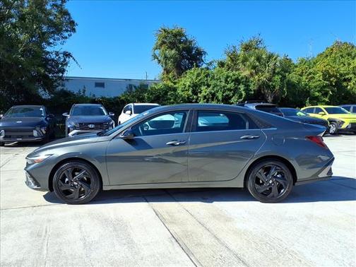 2026 Hyundai ELANTRA SEL