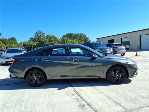 2026 Hyundai ELANTRA SEL