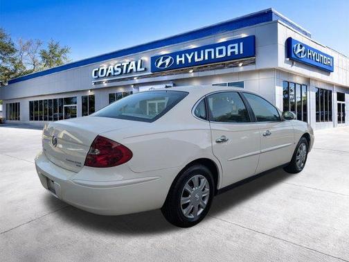 White Opal 2006 Buick LaCrosse CX