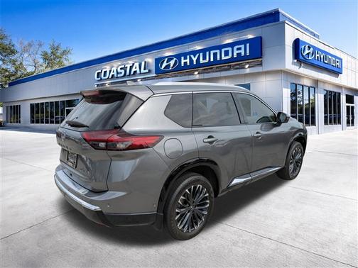 2024 Nissan Rogue Platinum