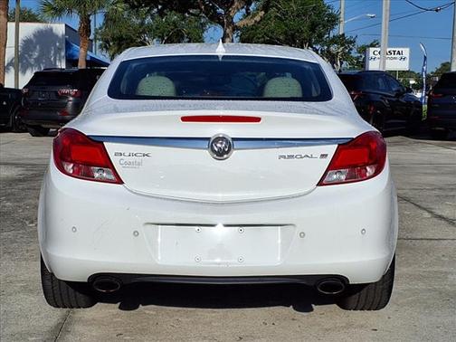 2013 Buick Regal Premium 2