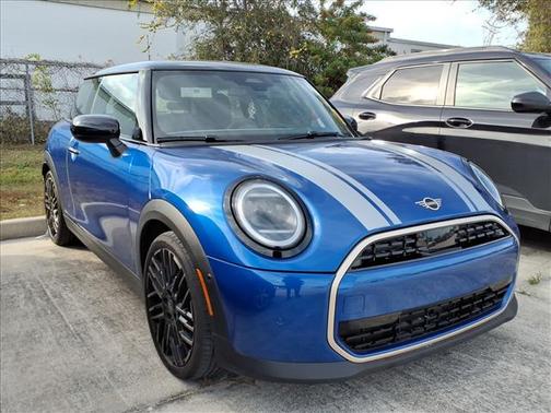 2025 MINI Hardtop Cooper