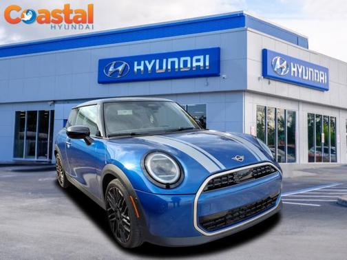 2025 MINI Hardtop Cooper