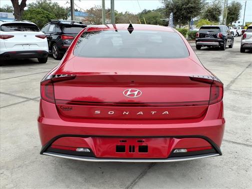 2022 Hyundai SONATA SE