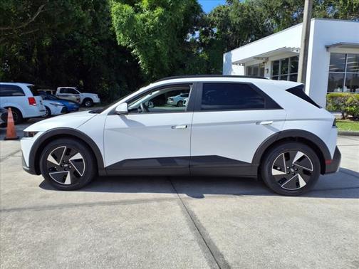 2025 Hyundai IONIQ 5 SEL