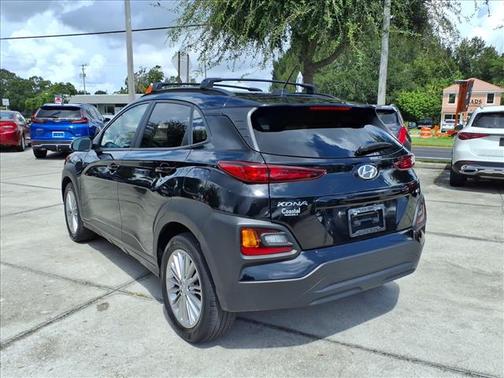 2021 Hyundai KONA SEL
