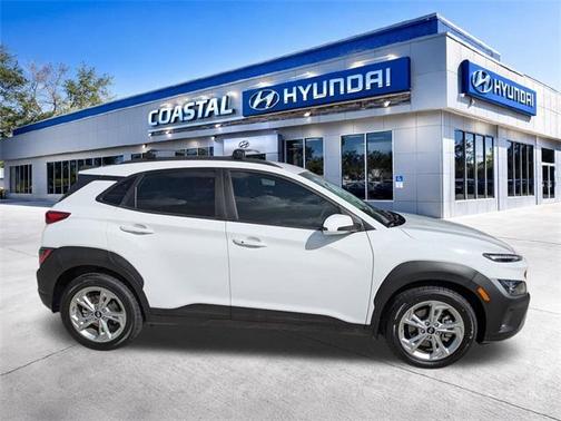 Lunar White 2023 Hyundai KONA SEL