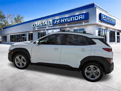 Lunar White 2023 Hyundai KONA SEL