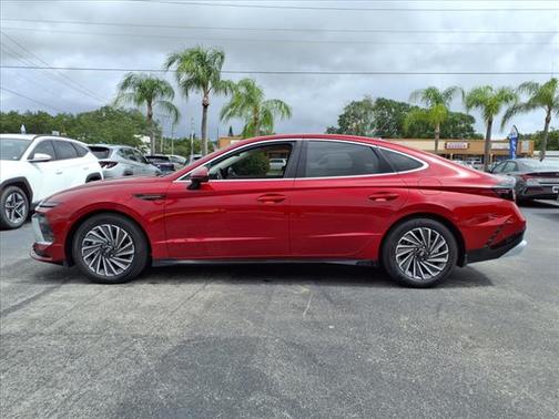 2025 Hyundai SONATA Hybrid Limited