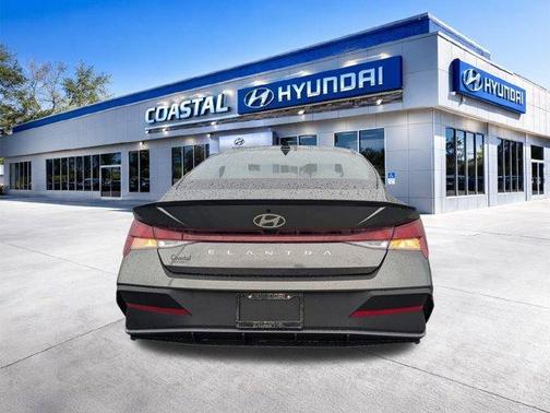 Amazon Gray 2026 Hyundai ELANTRA SEL Sport