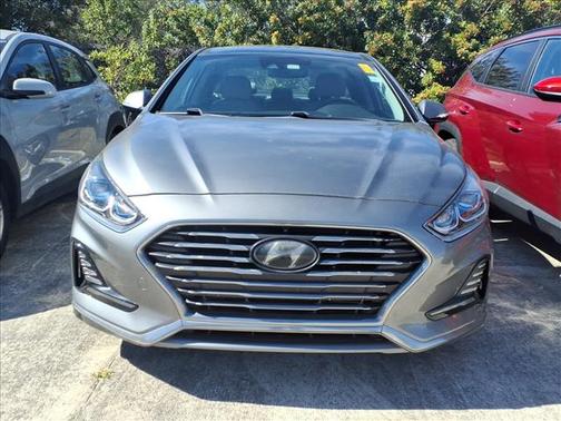 2018 Hyundai SONATA Hybrid Limited