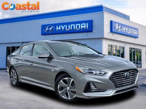 2018 Hyundai SONATA Hybrid Limited