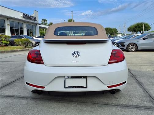 2013 Volkswagen Beetle 2.0T