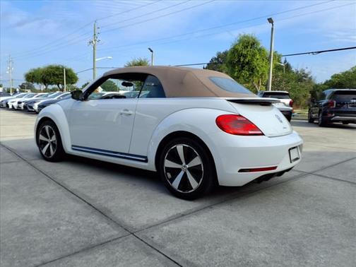 2013 Volkswagen Beetle 2.0T