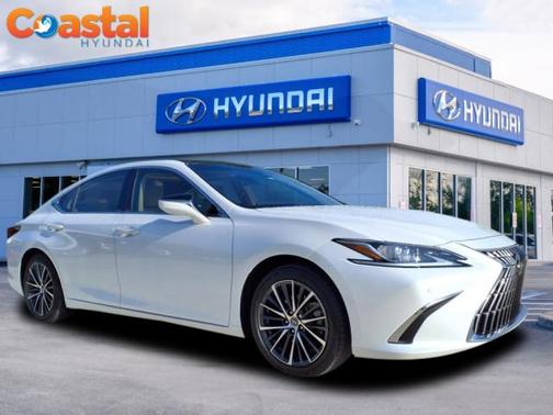 2022 Lexus ES 350 Base