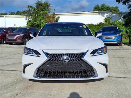 2022 Lexus ES 350 Base
