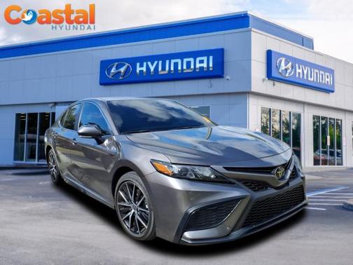 2024 Toyota Camry SE Nightshade