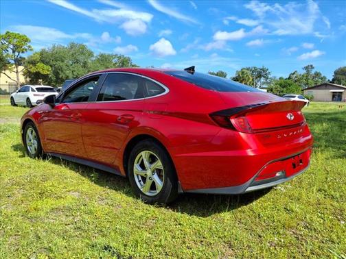 2021 Hyundai SONATA SE