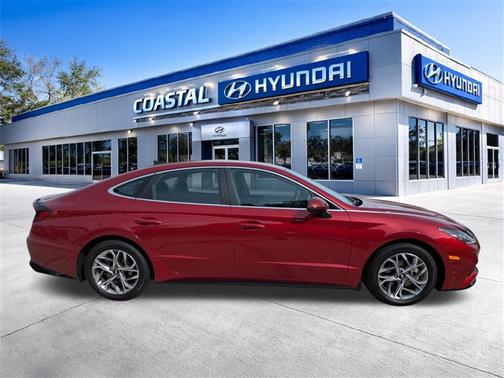 Red 2023 Hyundai SONATA SEL