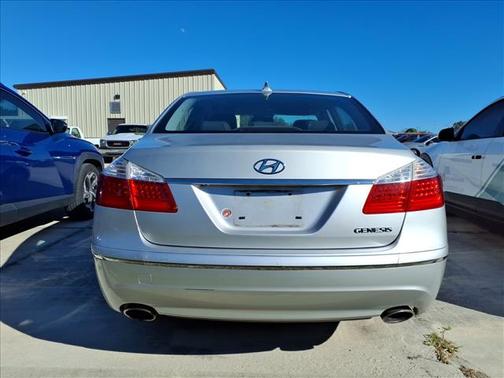 2011 Hyundai Genesis 3.8