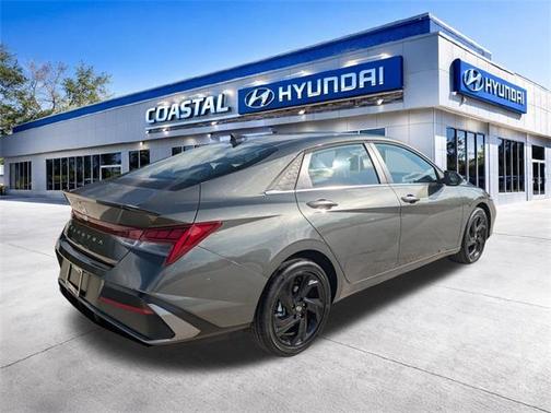 Amazon Gray 2026 Hyundai ELANTRA SEL SPORT PREMIUM