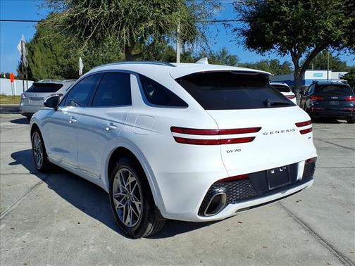 2024 Genesis GV70 2.5T