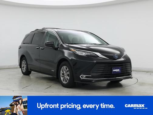 2021 Toyota Sienna XLE