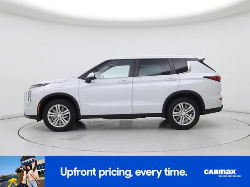 2022 Mitsubishi Outlander ES