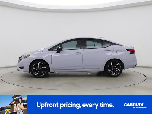 2023 Nissan Versa SR