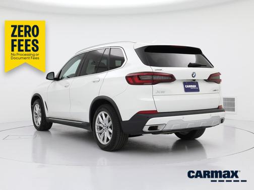 White 2023 BMW X5 xDrive40i