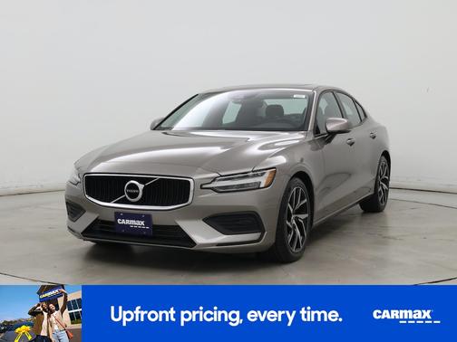 2019 Volvo S60 T6 Momentum