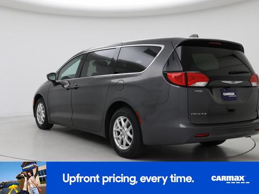 2017 Chrysler Pacifica LX