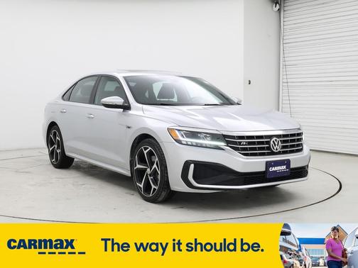 2021 Volkswagen Passat R-Line