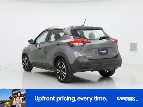 Gray 2020 Nissan Kicks SV