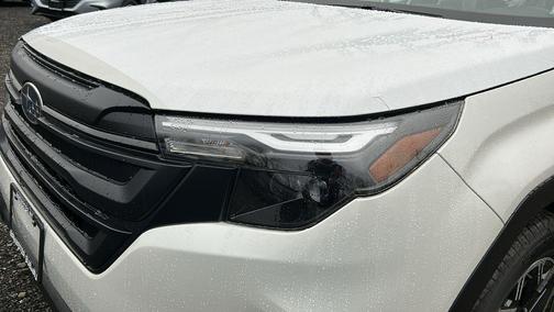 2025 Subaru Forester Base