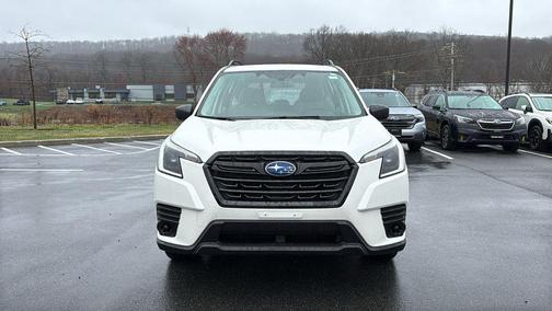 Crystal White Pearl 2023 Subaru Forester Base
