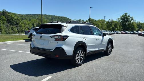 Crystal White Pearl 2024 Subaru Outback Premium