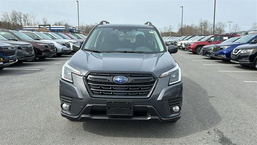 Magnetite Gray Metallic 2023 Subaru Forester Premium