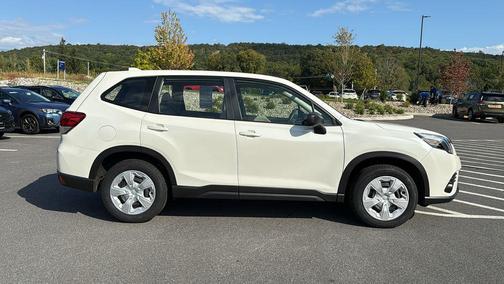 2023 Subaru Forester Base