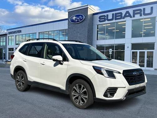 Crystal White Pearl 2023 Subaru Forester Limited