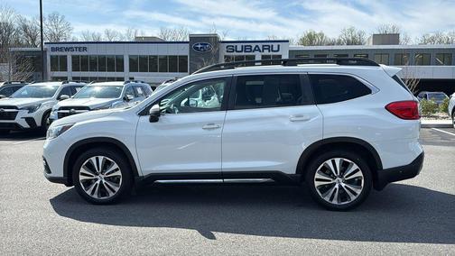 Crystal White Pearl 2019 Subaru Ascent Limited 7-Passenger