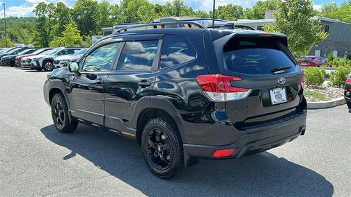 Crystal Black Silica 2022 Subaru Forester Wilderness