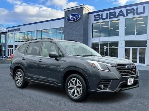 2023 Subaru Forester Premium