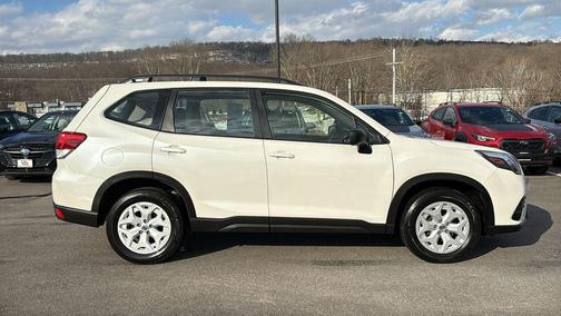 2023 Subaru Forester Base