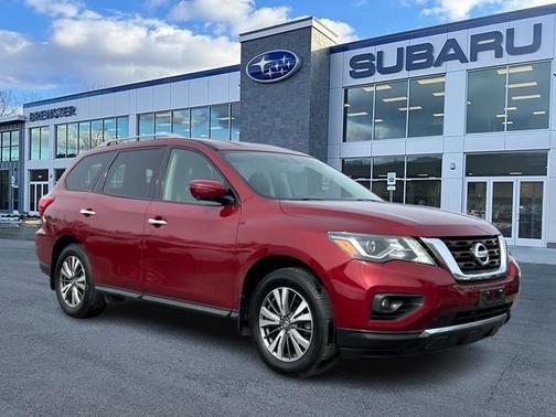 2019 Nissan Pathfinder SL