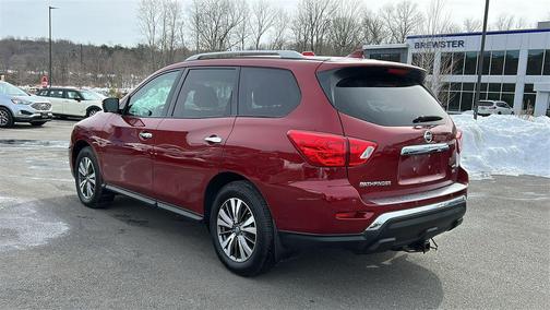 2019 Nissan Pathfinder SL