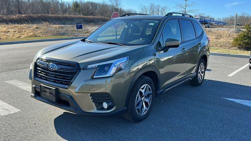 2023 Subaru Forester Premium