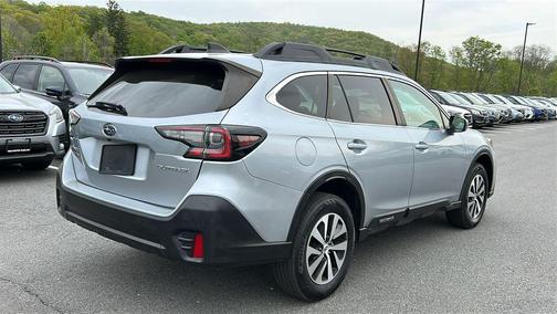 Ice Silver Metallic 2020 Subaru Outback Premium