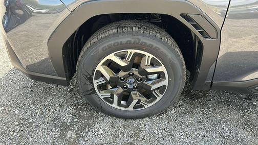 2025 Subaru Forester Base