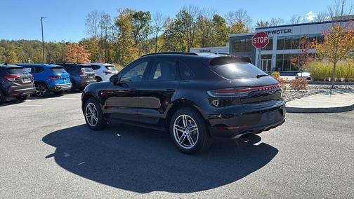 2021 Porsche Macan Base